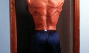 Картинка по теме - как накачать бицепс на турнике