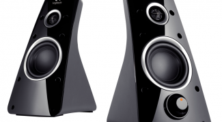 Картинка по теме - как подключить колонки и наушники