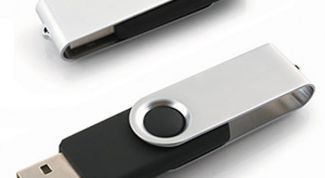 Картинка по теме - как установить флешку на компьютер