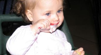 Картинка по теме - как приучить ребёнка есть