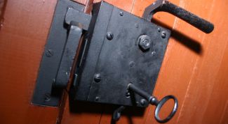 Картинка по теме - как поменять замок