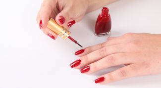 Картинка по теме - как накрасить ногти дома