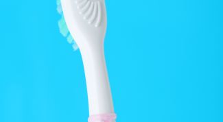 Картинка по теме - как выбрать зубную щетку электрическую