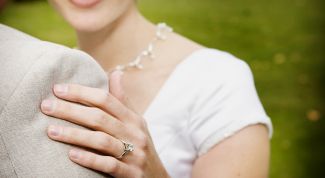 Картинка по теме - как проявить симпатию к парню