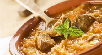 Картинка по теме - как потушить капусту с картошкой