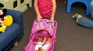 Картинка по теме - как одевать кукол