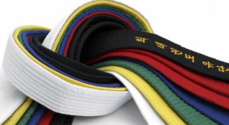 Картинка по теме - как завязать пояс в таеквандо