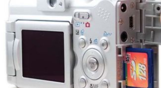 Картинка по теме - как вынуть карту памяти