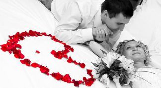 Картинка по теме - как украсить свадебное фото