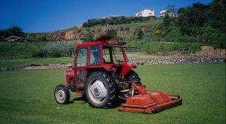 Картинка по теме - как получить права на трактор