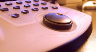 Картинка по теме - как подобрать пульт к телевизору