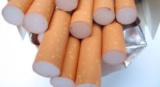 Картинка по теме - как определить, курит ли человек