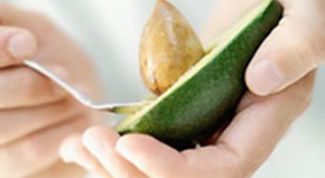 Картинка по теме - как почистить авокадо