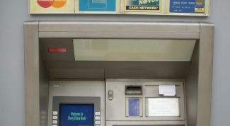 Картинка по теме - как положить деньги через мобильный банк на мобильный телефон