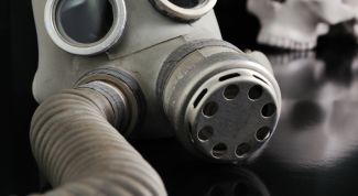 Картинка по теме - как надевать противогаз