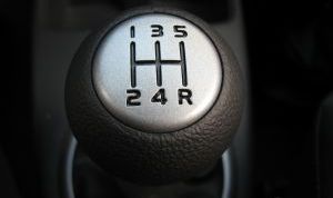 Картинка по теме - как залить масло в коробку передач