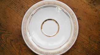 Картинка по теме - как вызвать духов с помощью блюдца