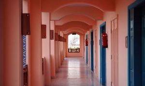 Картинка по теме - как отучить соседей