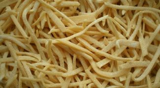 Картинка по теме - как сделать домашнюю лапшу