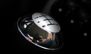 Картинка по теме - как переключать коробку