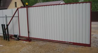 Картинка по теме - как сделать откатные ворота самому