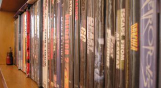 Картинка по теме - как узнать название фильма по описанию