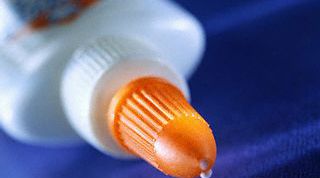 Картинка по теме - как удалить клей от ткани