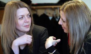 Картинка по теме - как читать человека по его жестам