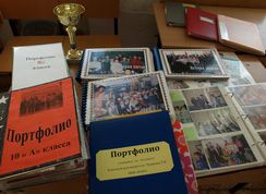 Картинка по теме - как оформить портфолио класса