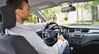 Картинка по теме - как узнать на кого зарегистрирована машина