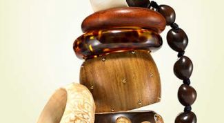 Картинка по теме - как сделать бижутерию из пластика