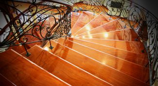 Картинка по теме - как сделать деревянную лестницу