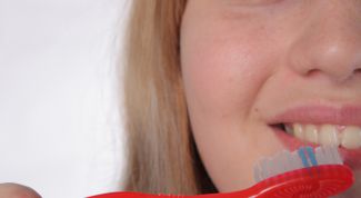 Картинка по теме - как удалить зубной камень дома