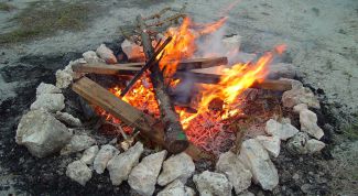 Картинка по теме - как развести костёр без спичек