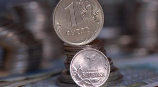 Картинка по теме - как отличить фальшивый рубль