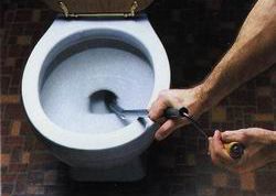Картинка по теме - как прочистить засор в унитазе