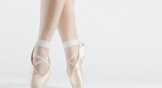 Картинка по теме - как пришивать ленточки на пуантах