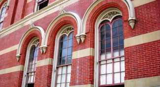 Картинка по теме - как сделать из жилого помещения нежилое