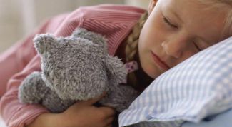 Картинка по теме - как приучить ребёнка спать в своей комнате