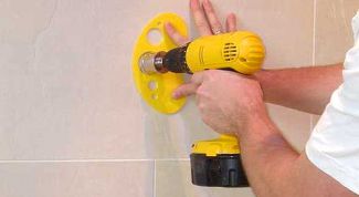 Картинка по теме - как просверлить отверстие в плитке