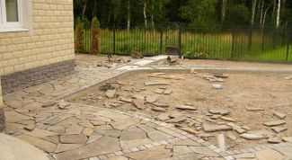 Картинка по теме - как сделать дренаж у дома