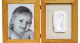 Картинка по теме - как сделать отпечатки ножек ребенка