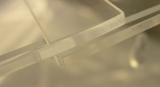 Картинка по теме - как склеить оргстекло