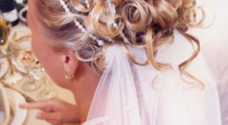 Картинка по теме - как сделать прическу в греческом стиле