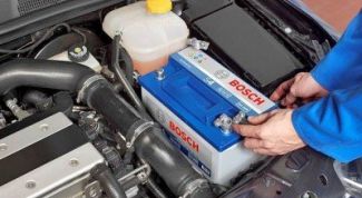 Картинка по теме - как снять автомобильный аккумулятор