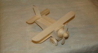 Картинка по теме - как сделать самолетик из дерева
