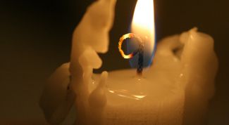 Картинка по теме - как убрать парафин с одежды