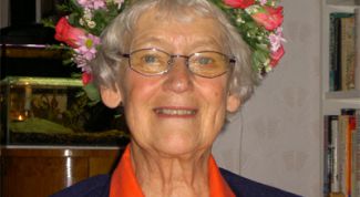 Картинка по теме - как сделать подарок бабушке своими руками