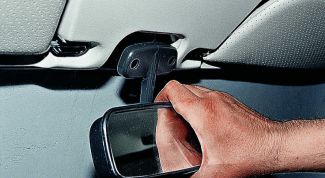 Картинка по теме - как снять салонное зеркало