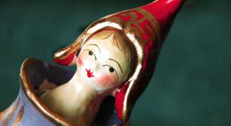 Картинка по теме - как сделать куклу из бутылки